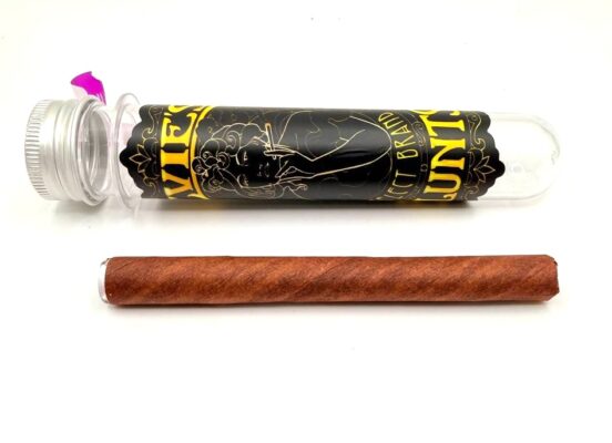 Evie's Blunts 2-3g THC infused Prerolls